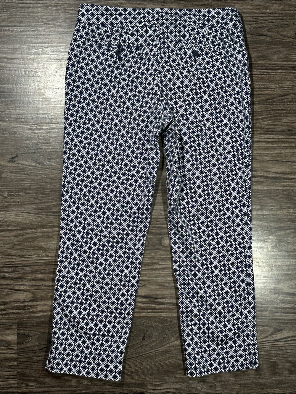 LAUNDRY BY SHELLI SEGAL Navy & White Geometric Print Flat Front Cropped Pants 8 - Picture 7 of 11